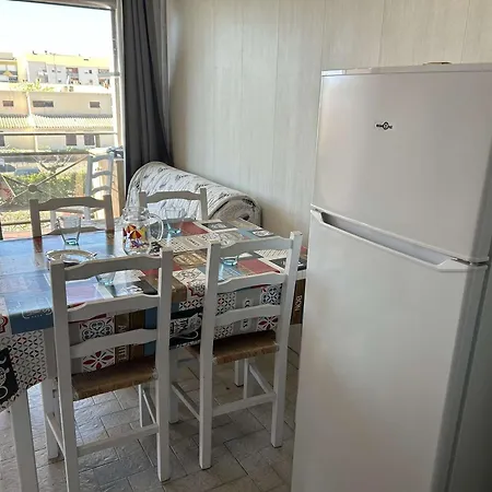 شقة 2 Pieces Au Grau-du-roi Avec Piscine Et Parking - Fr-1-250-304 لو غراو دو روا